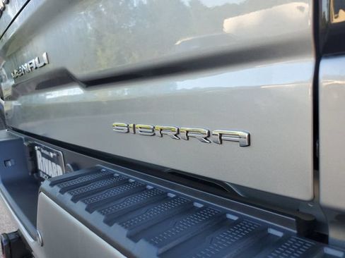 Used 2024 GMC Sierra 1500 Denali w/ Denali Reserve Package AWD/4WD image 7
