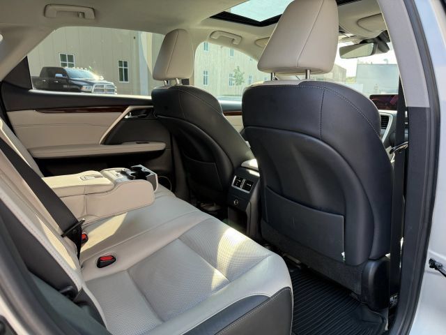 Used 2019 Lexus RX 350 AWD w/ Navigation Package image 19