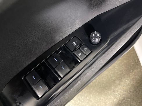 Used 2025 Toyota Camry LE FWD image 16