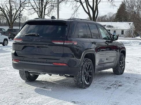 New 2026 Jeep Grand Cherokee Altitude AWD/4WD image 31