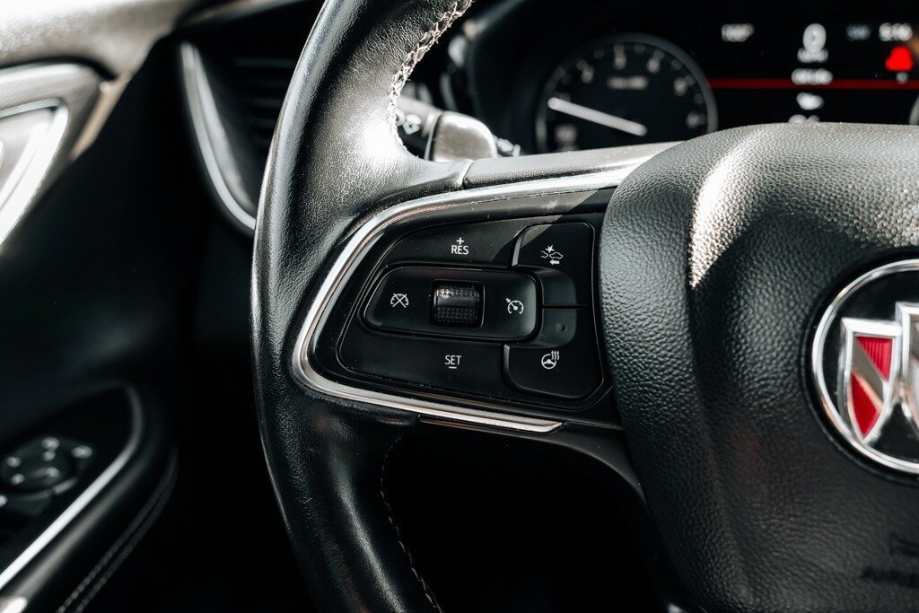 Used 2021 Buick Envision Essence w/ Sport Touring Package FWD image 28