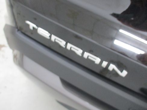 New 2026 GMC Terrain Elevation w/ Elevation Premium Package FWD image 8