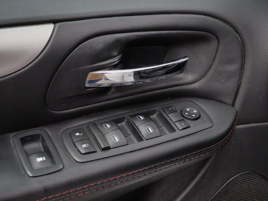 Used 2019 Dodge Grand Caravan GT FWD image 16