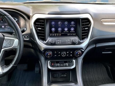 Used 2023 GMC Acadia SLT w/ Preferred Package AWD/4WD image 6