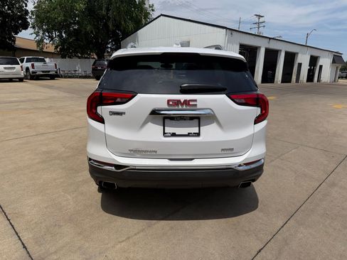 Used 2019 GMC Terrain SLT w/ Preferred Package AWD/4WD image 9