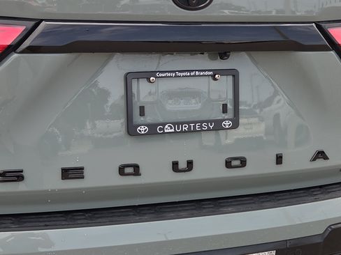 Certified 2025 Toyota Sequoia Platinum AWD/4WD image 33