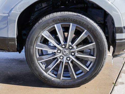 Used 2024 Lexus GX 550 w/ Cold Area Package image 10