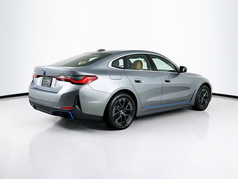 Used 2023 BMW i4 eDrive35 RWD image 9