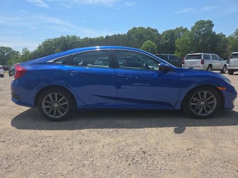 Used 2019 Honda Civic EX image 6