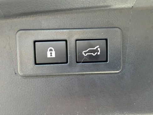 Used 2024 Subaru Outback Premium AWD/4WD image 20