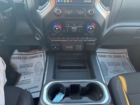 Used 2020 Chevrolet Silverado 1500 LT Trail Boss image 22