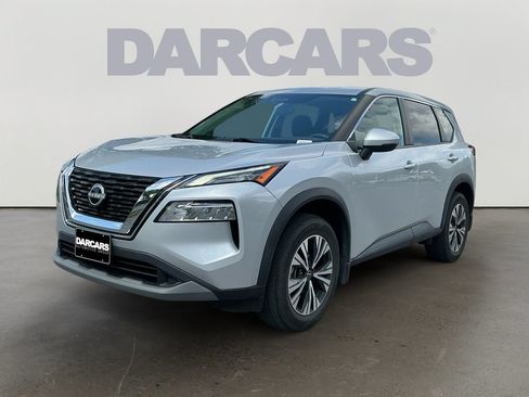 Used 2022 Nissan Rogue SV AWD/4WD image 3