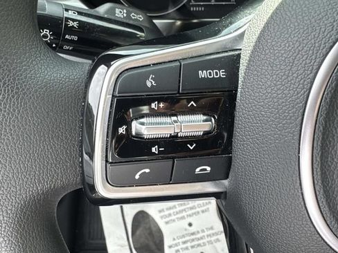 Used 2023 Kia Sorento LX AWD/4WD image 20