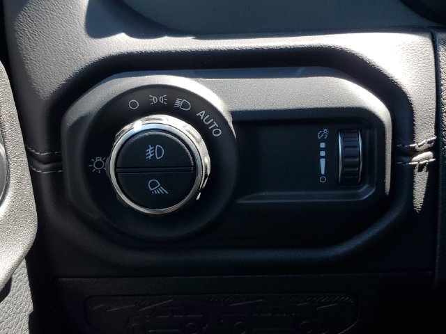 New 2026 Jeep Gladiator Mojave AWD/4WD image 37