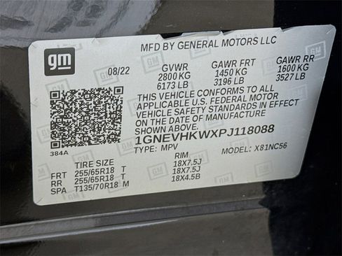 Used 2023 Chevrolet Traverse LT w/ LPO, Floor Liner Package image 32