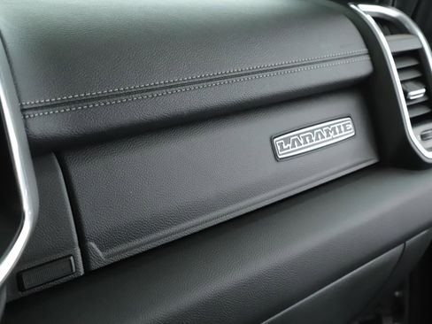 Used 2024 RAM 1500 Laramie image 19