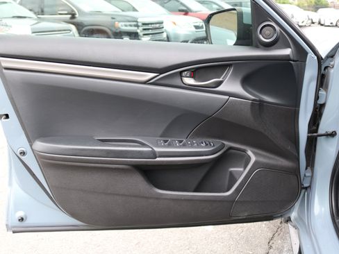 Used 2020 Honda Civic Sport image 12