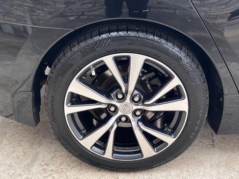 Used 2016 Nissan Maxima Platinum FWD image 10