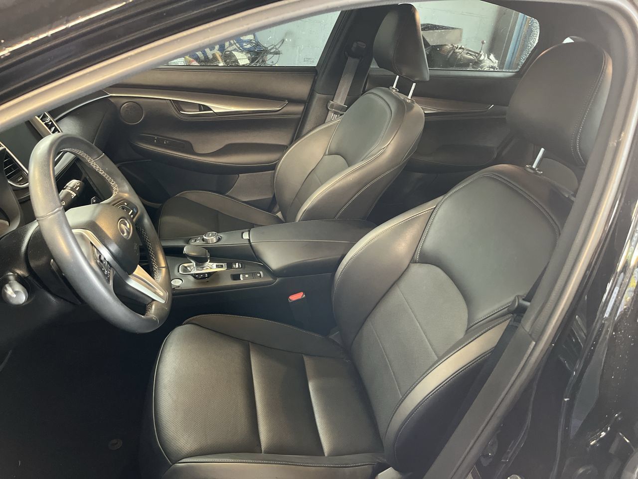 Used 2023 INFINITI QX55 Luxe w/ Cargo Package AWD/4WD image 4