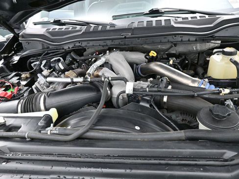 Used 2022 Ford F350 Platinum image 42