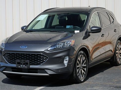 Used 2020 Ford Escape Titanium AWD/4WD image 46