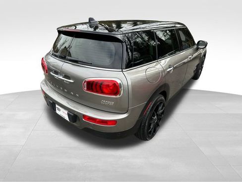Used 2017 MINI Cooper Clubman ALL4 image 5