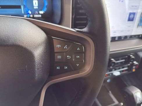 New 2025 Ford Bronco Outer Banks w/ Black Appearance Package image 21