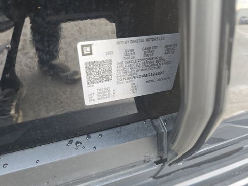 Used 2021 Chevrolet Tahoe RST w/ Luxury Package image 33