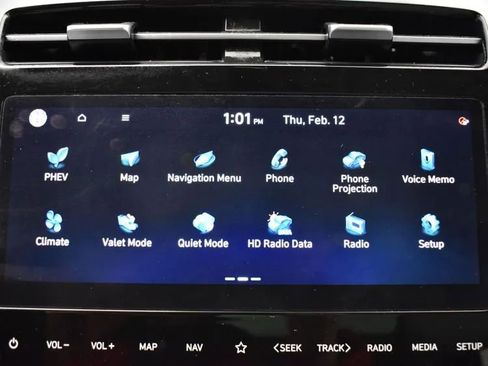 Used 2024 Hyundai Tucson Limited image 32