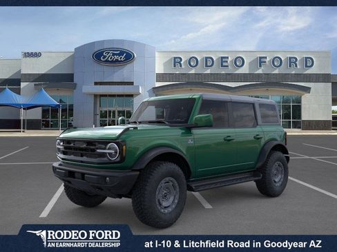 New 2025 Ford Bronco Outer Banks w/ Sasquatch Package image 1