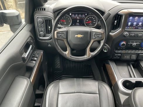 Used 2022 Chevrolet Silverado 2500 High Country w/ Technology Package image 34