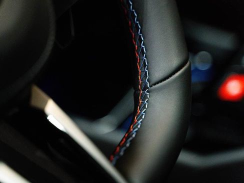 Used 2025 BMW M5 Touring image 5