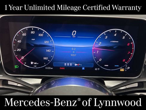 Used 2025 Mercedes-Benz GLC 300 4MATIC image 21