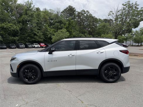 Used 2021 Chevrolet Blazer LT w/ Sound & Technology Package FWD image 29