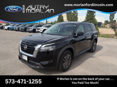 Used 2024 Nissan Pathfinder SV
