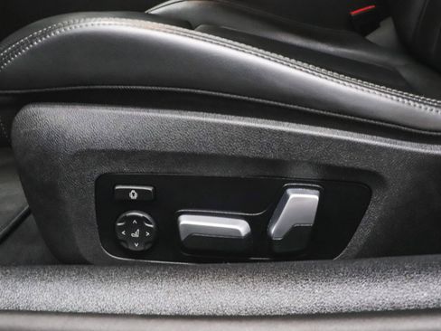 Used 2025 BMW 840i xDrive Coupe image 24