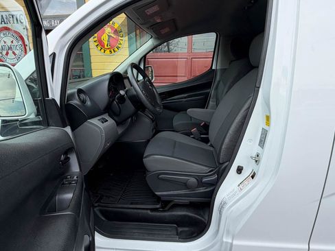 Used 2020 Nissan NV200 SV FWD image 13