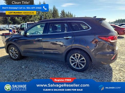 Used 2017 Hyundai Santa Fe SE AWD/4WD image 3