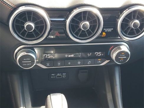 Certified 2022 Nissan Sentra SR w/ Electronics Package image 14