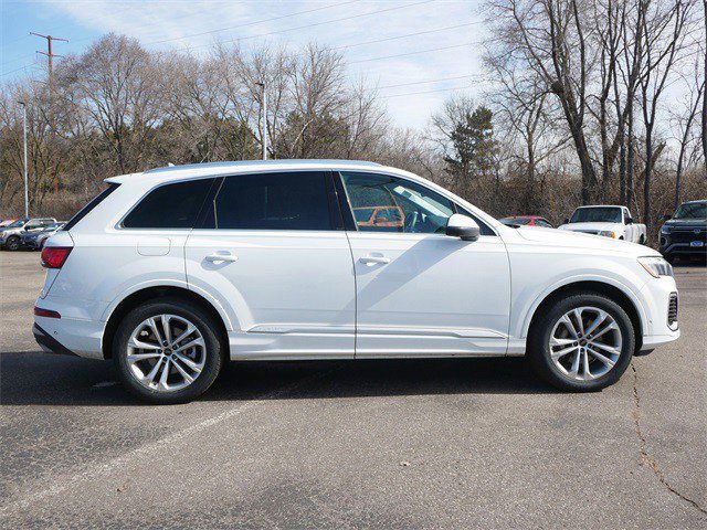 Used 2025 Audi Q7 3.0T Premium Plus AWD/4WD image 8