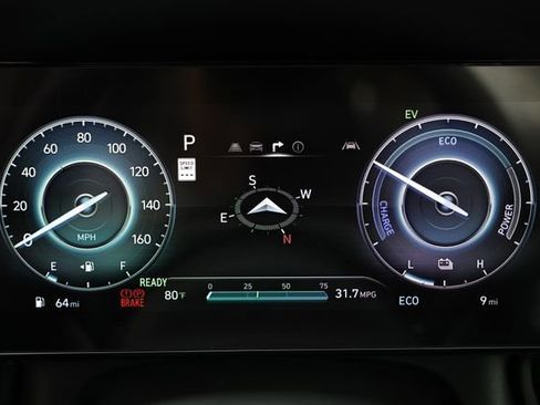 New 2025 Hyundai Elantra Limited image 11