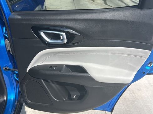 Used 2024 Jeep Compass Limited image 13