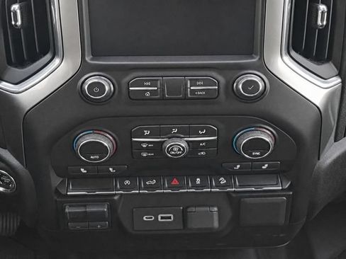 Used 2020 Chevrolet Silverado 1500 RST w/ True North Edition AWD/4WD image 15