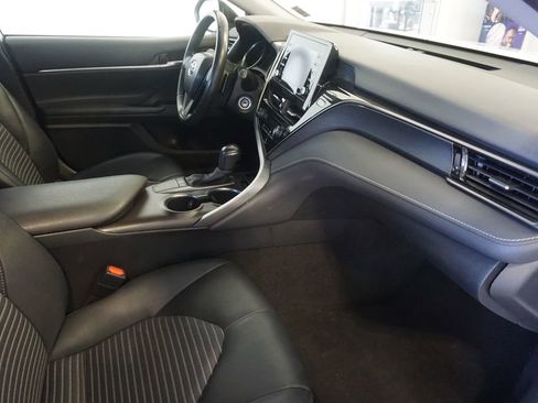 Used 2023 Toyota Camry SE FWD image 21