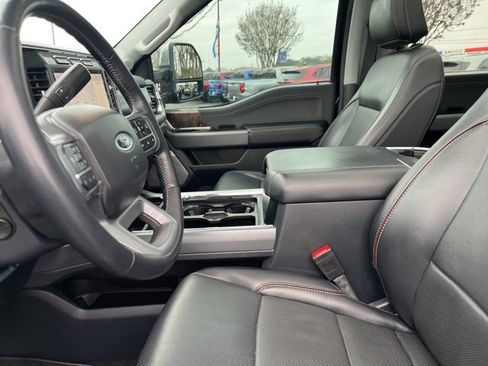 Used 2024 Ford F350 Lariat w/ Lariat Ultimate Package image 10