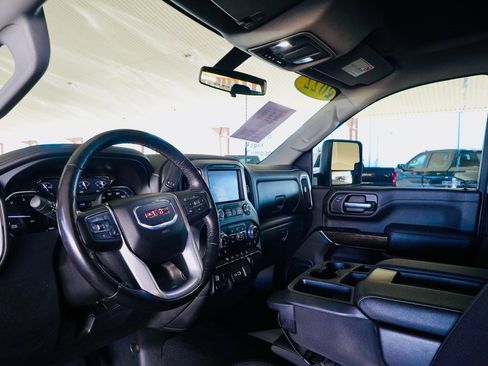 Used 2022 GMC Sierra 2500 SLE w/ SLE Convenience Package image 7