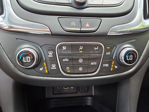 Used 2022 Chevrolet Equinox LT AWD/4WD image 28