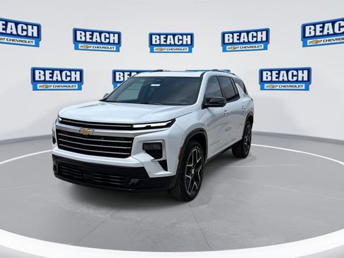 Used 2026 Chevrolet Traverse High Country w/ LPO, Floor Liner Package AWD/4WD image 4