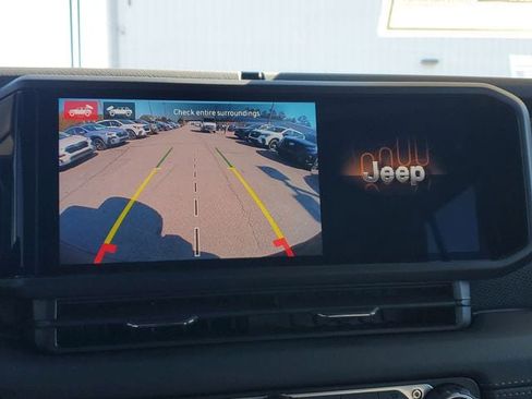 New 2026 Jeep Wrangler Unlimited Rubicon AWD/4WD image 28