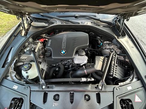 Used 2016 BMW 528i Sedan RWD image 11